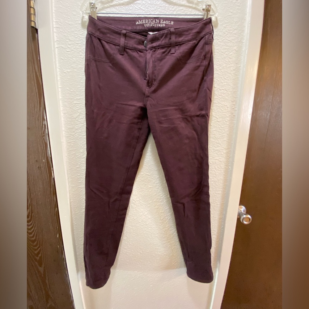 American eagle super stretch straight jeans. Size 8